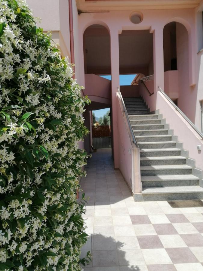 Casa Grace Pula Lägenhet Exteriör bild